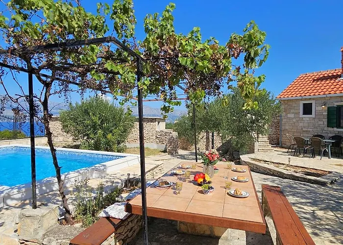 Stone House With Pool, Set In Idillic Countryside - Mir 別荘 *