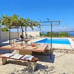 Stone House With Pool, Set In Idillic Countryside - Mir Postira