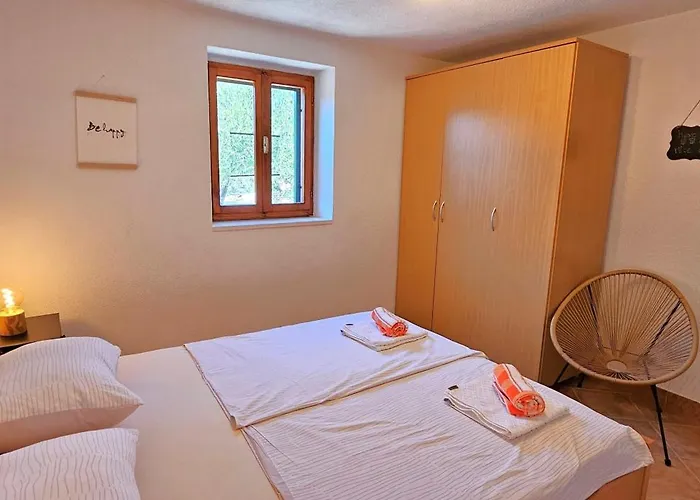 Stone House With Pool, Set In Idillic Countryside - Mir 펜션 *